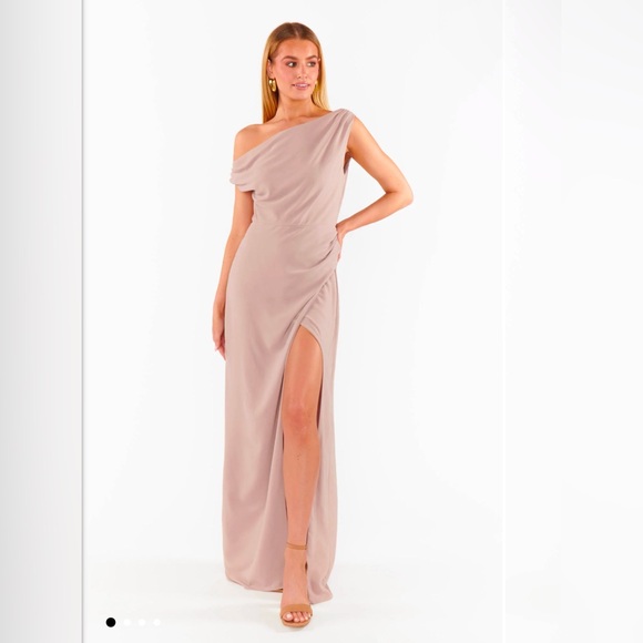 Show Me Your Mumu Jodie Dress Soft Beige Chiffon - Picture 1 of 4